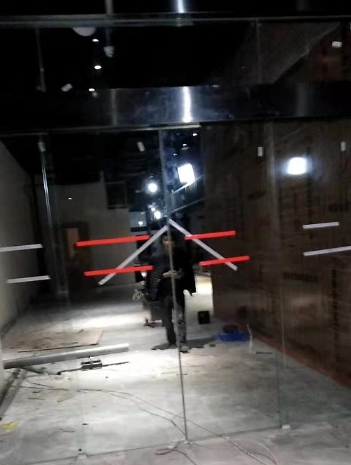 門禁自動門安裝案例 門禁自動門安裝案例