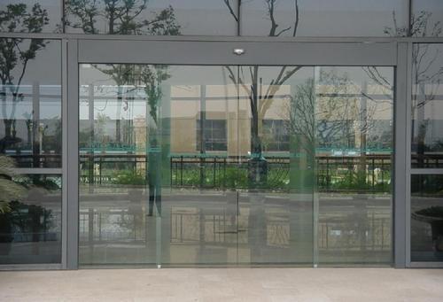 成都銀行自動門安裝,成都銀行感應門定做,成都銀行自動門價格